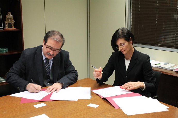 El dtor.General M.Arcarons y Y.Acosta-Flamma (Telanto)