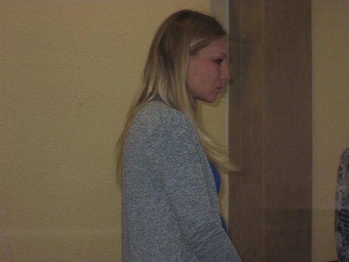 La acusada en la sala de vistas de la Audiencia de Jaén