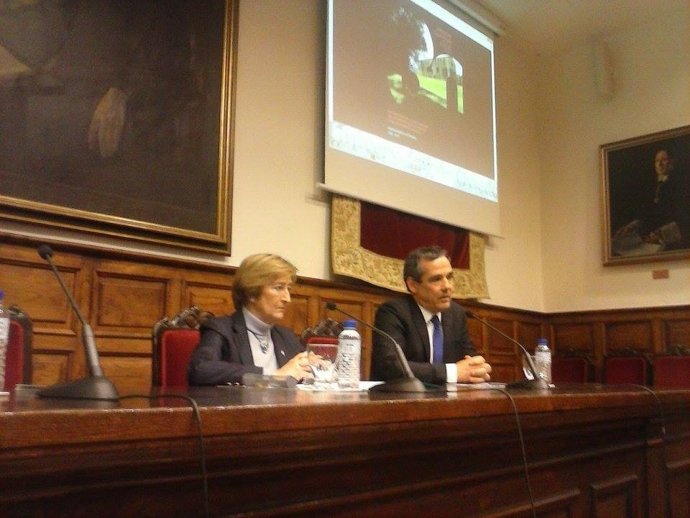 Rendueles y Domínguez, durante la inauguración de las jornadas. 