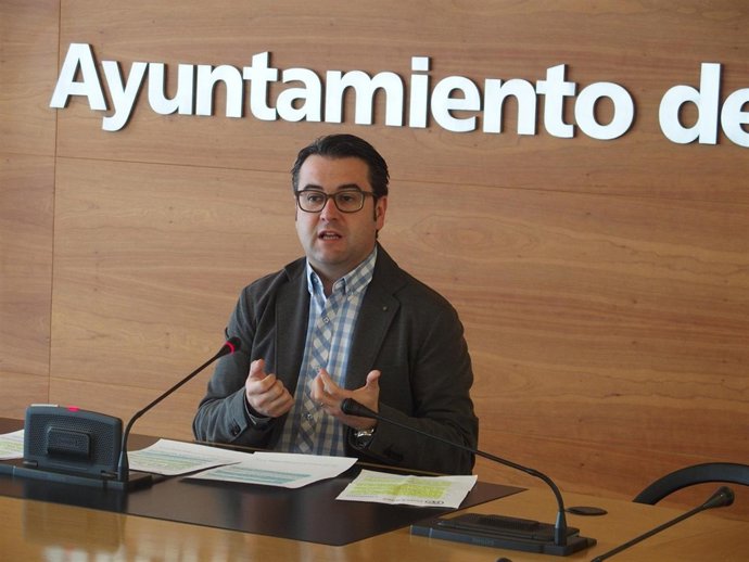 El portavoz del PP Javier Merino analiza presupuestos