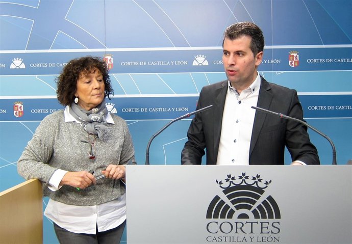 Mercedes Martín y Luis Tudanca en rueda de prensa