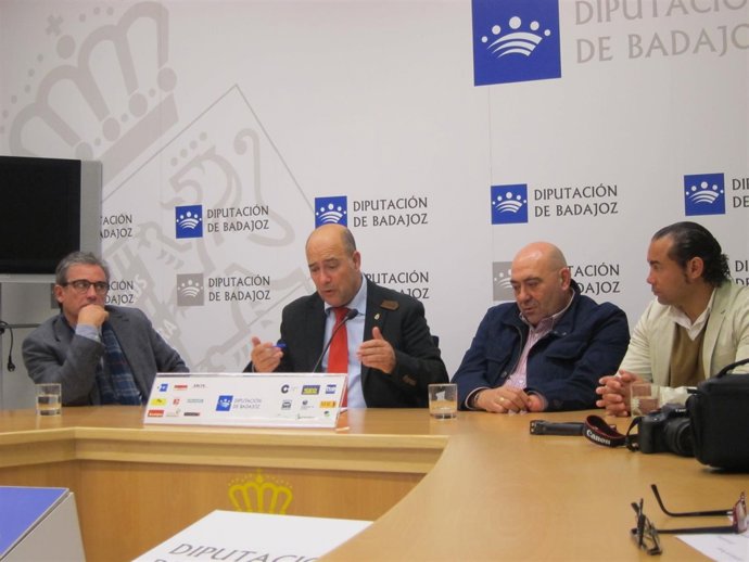 Rueda de prensa de la Escuela Taurina de la Diputación de Badajoz