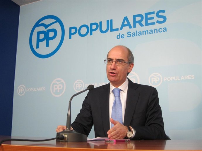 El presidente del PP de Salamanca y de la Diputación, Javier Iglesias