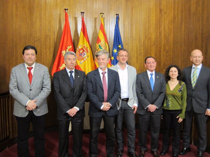 Encuentro entre el alcalde y representantes de CEPYME-Aragón