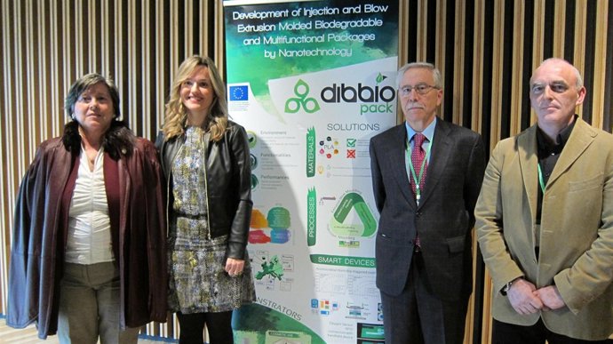 Pilar Aegría asiste a la conferencia de DIBBIOPACK