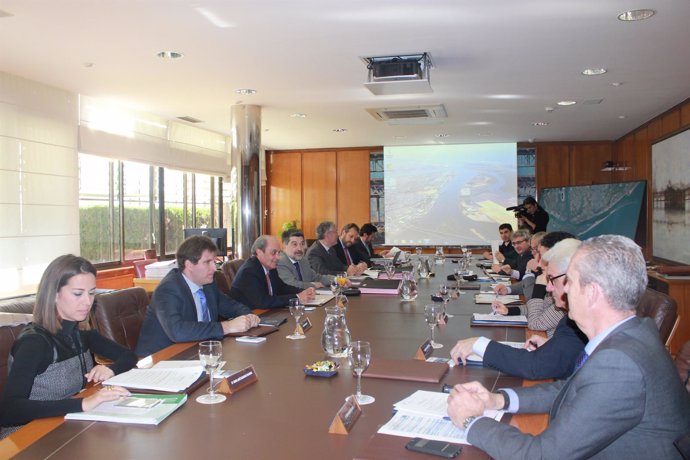 Consejo de administración del puerto de Huelva. 