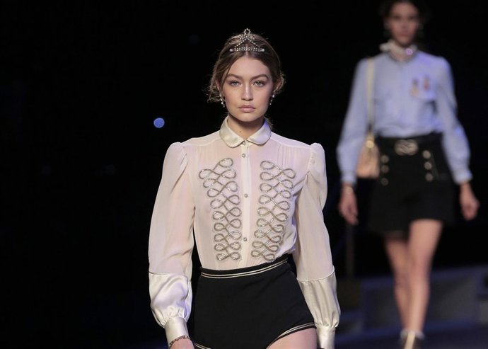 GIGI HADID PARA TOMMY HILFIGUER