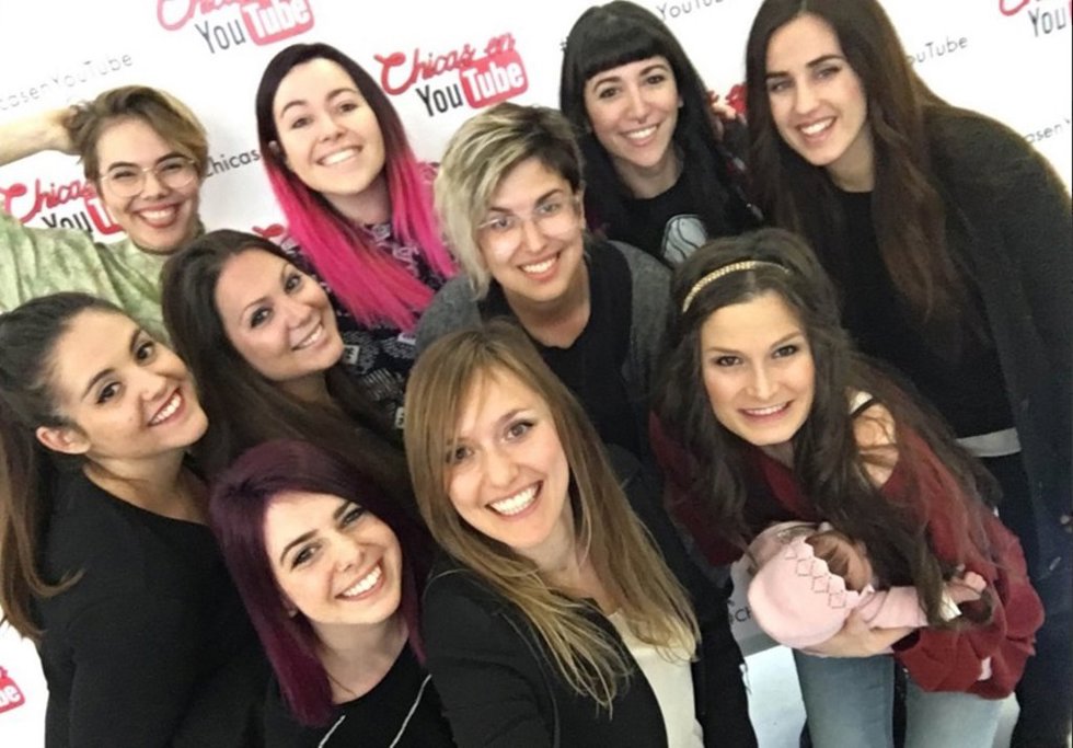 Yellow Mellow,  Bely Basarte, Luna Dangelis, RoEnLaRed, Andrea Compton, Bolli...