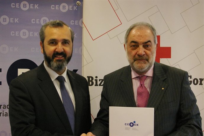 Firma acuerdo Cebek y Cruz Roja