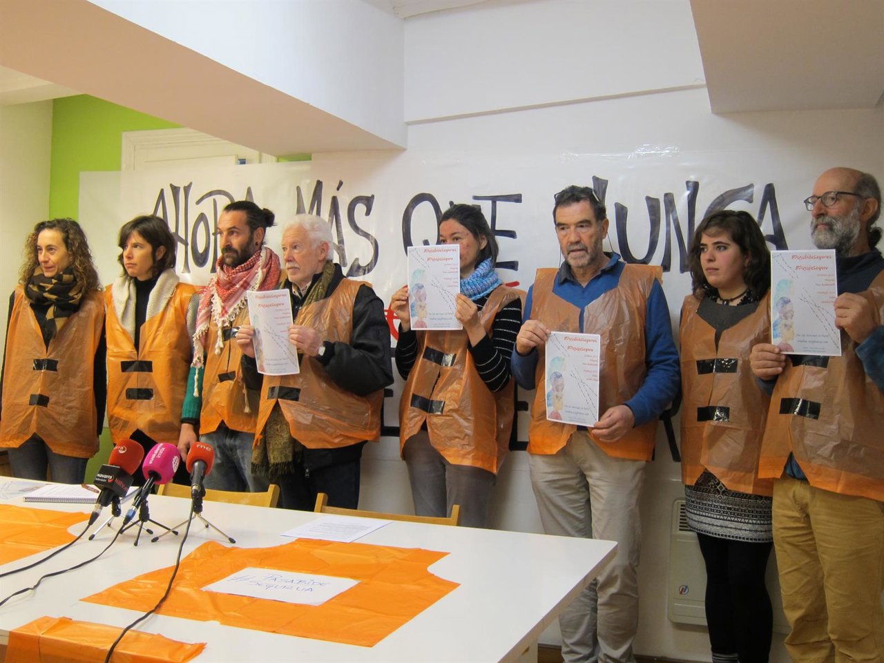 Integrantes de Iruñea Ciudad de Acogida.