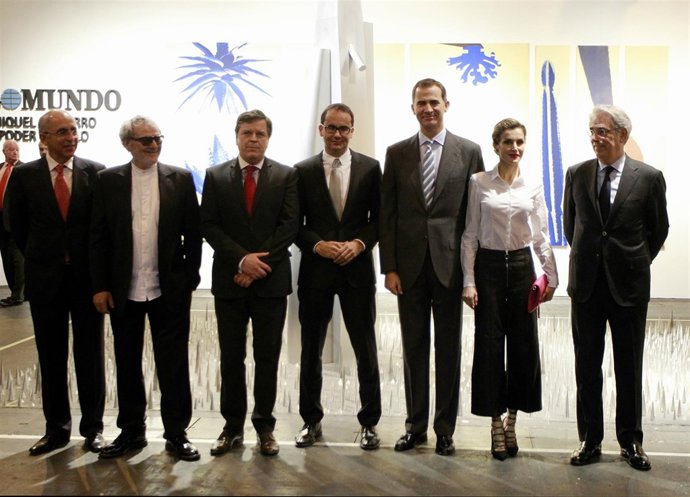 Los Reyes inauguran Arco