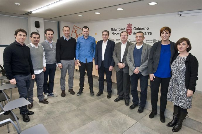 Asistentes al encuentro de deporte transfronterizo.