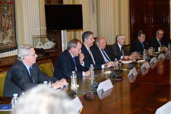 Fotos Reunión García Albiol Con García Tejerina