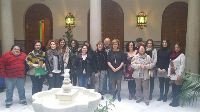 Entrega de resoluciones de ayuda a asciaciones de voluntariado.