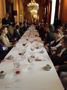 Empresarios y cónsules homenajean a Xavier Trias y Jordi Hereu