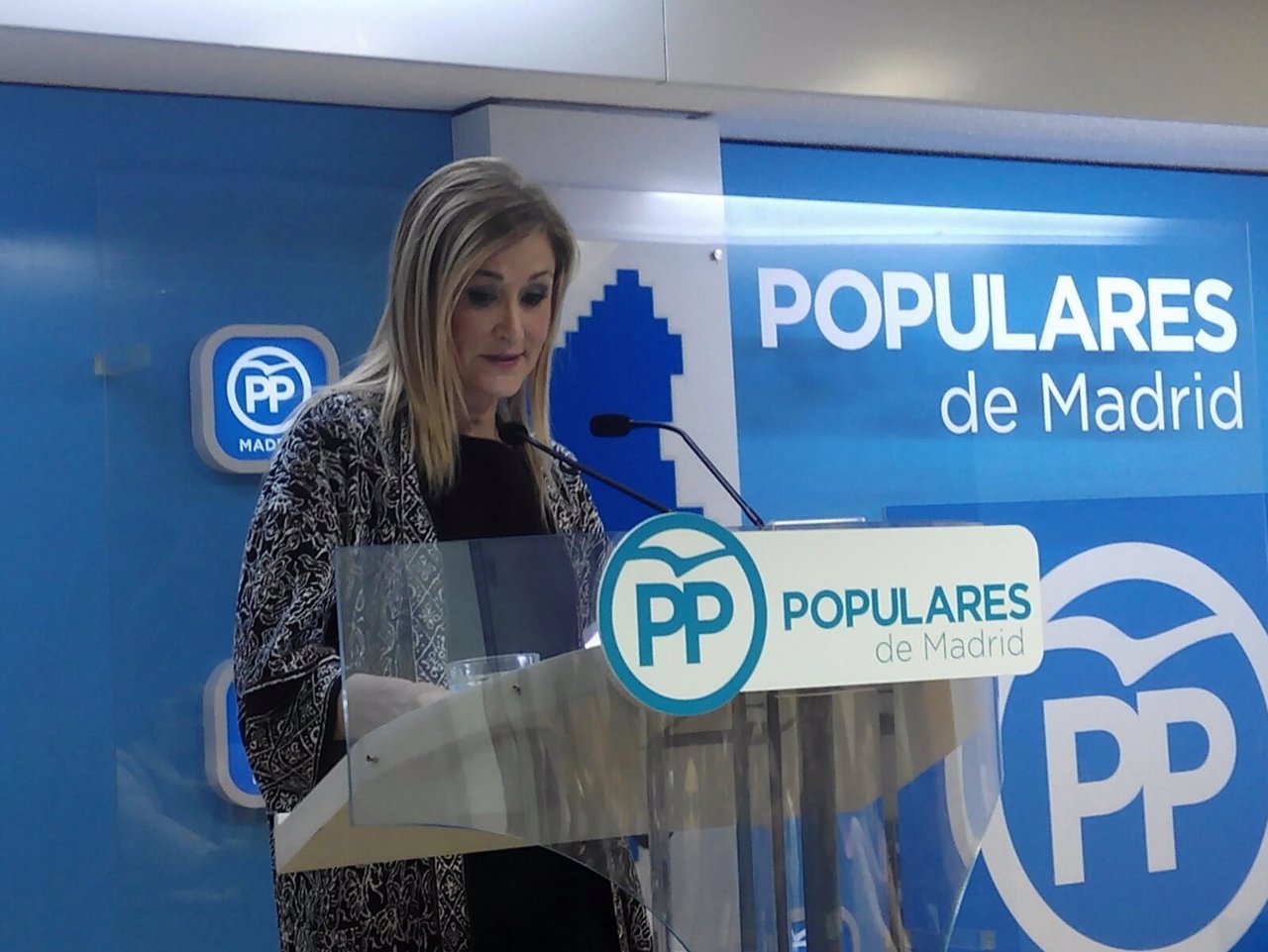 Cristina Cifuentes tras la primera reunión de la gestora del PP de Madrid