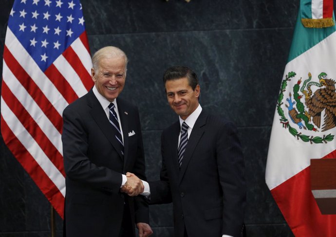 Joe Biden y Enrique Peña Nieto en México