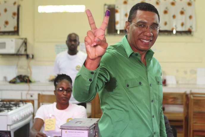 El exprimer ministro de Jamaica y líder del opositor JLP, Andrew Holness