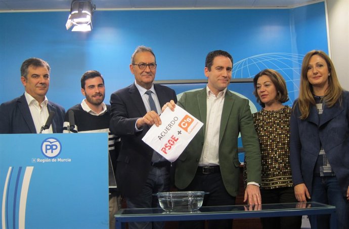 Vázquez, García, Pérez, García, González y Carreño