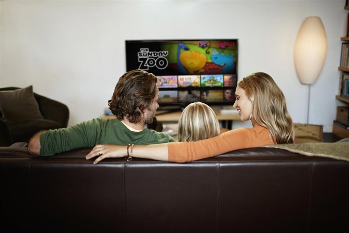 Netflix lifestyle smartphone móvil tablet tecnología película serie salón 