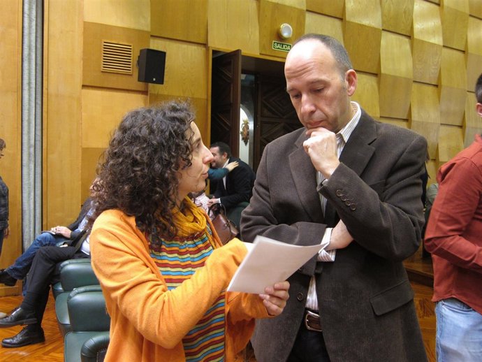 Arantza Gracia (ZEC) y Carmelo Asensio (CHA)