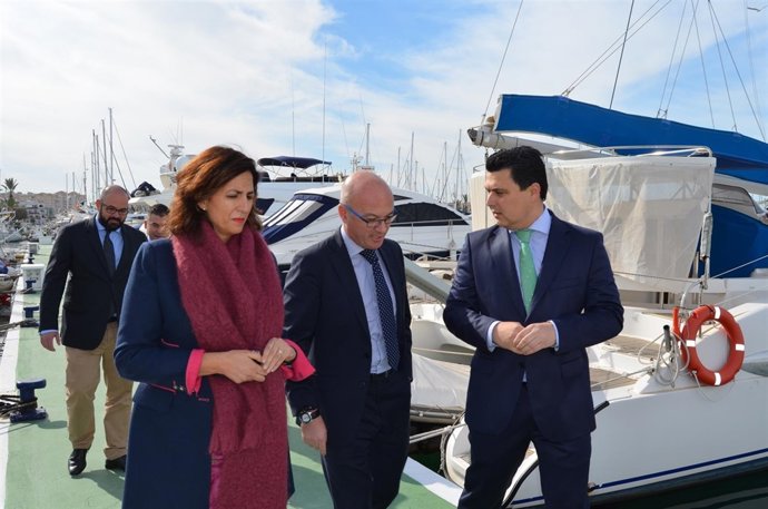 Isabel María Borrego, el consejero Juan Hernández y el alcalde de San Javier