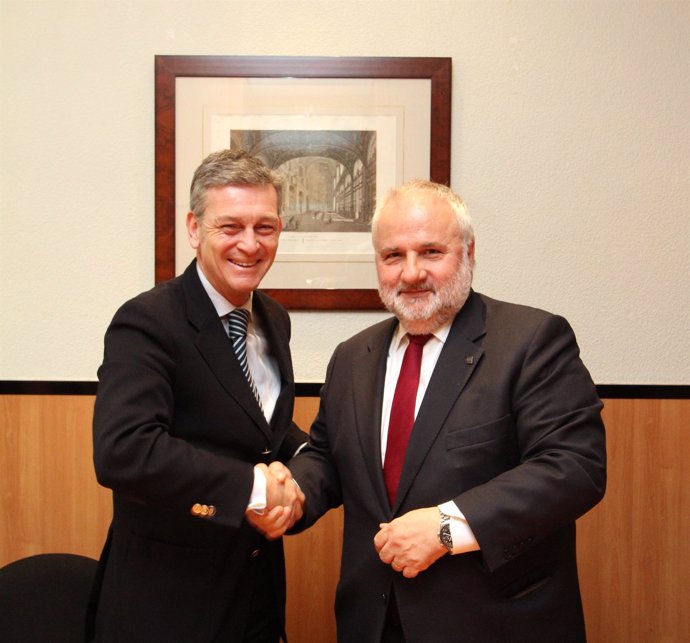 El rector de la UOC Josep A.Planell y el rector de la UAO CEU C.Pérez del Valle