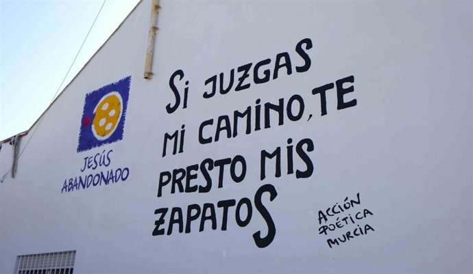 Nuevo aspecto muro del Centro de Acogida de la Fundación Jesús Abadonado