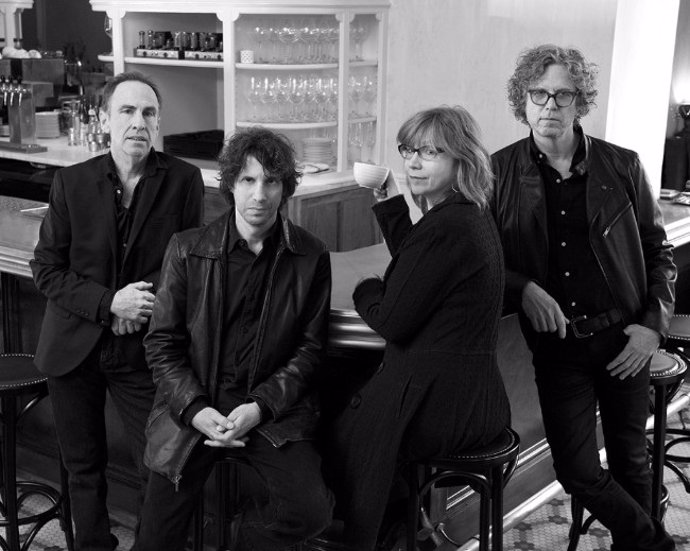 THE JAYHAWKS