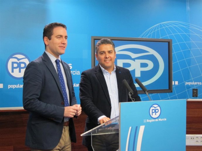 Teodoro García y Jesús Cano, en la rueda de prensa