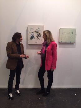 Nacho Escuín, junto a la galerista aragonesa, Cristina Marín.