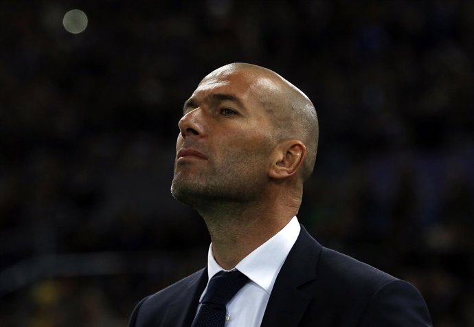 El entrenador del Real Madrid Zinedine Zidane