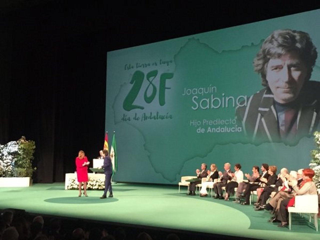 Joaquín Sabina recibe de Susana Díaz el Título de Hijo Predilecto de Andalucía