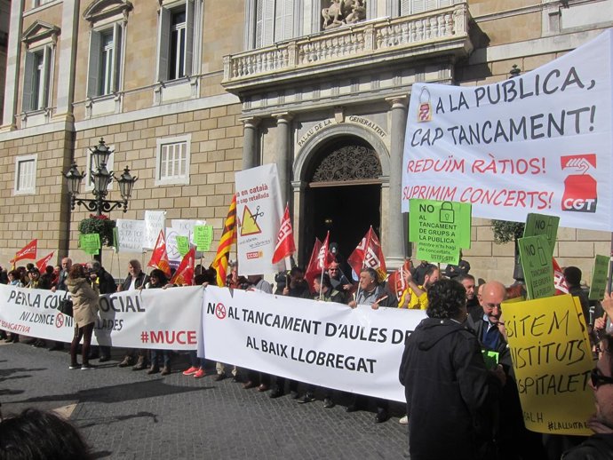 Manifestación del Muce por la educación pública