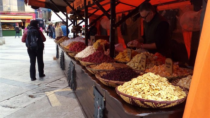Puestos de feria en Palma por el Día de Baleares