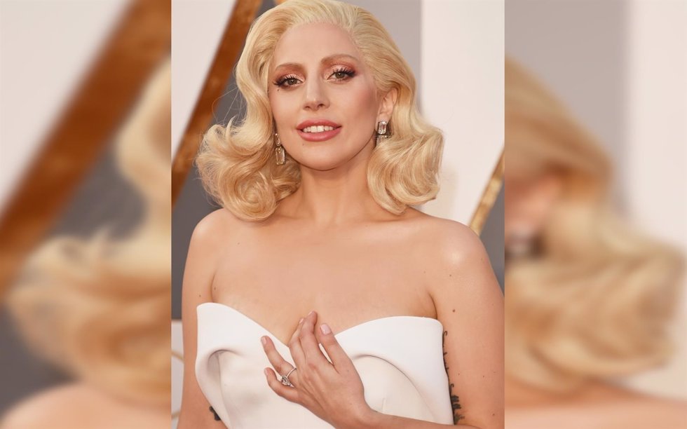 Lady Gaga en los Oscar 2016
