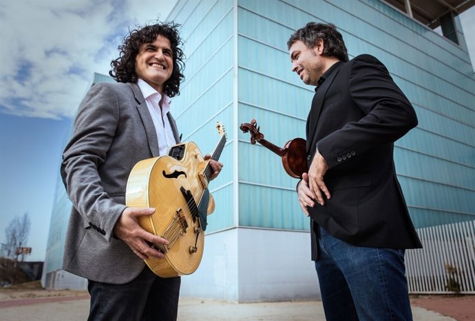 Los músicos Albert Bello y Oriol Saña 