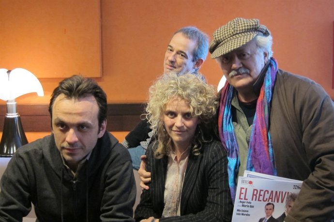 Iván Morales, Mia Esteve, Roger Peña y Mario Gas