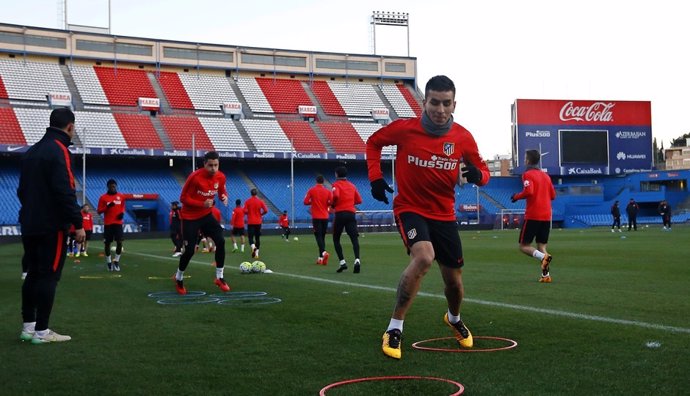 Ángel Correa entrenamiento Atlético Calderón