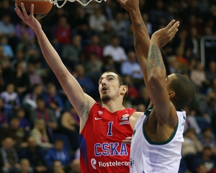CSKA Moscow vs. Unicaja Malaga, Nando de Colo. 