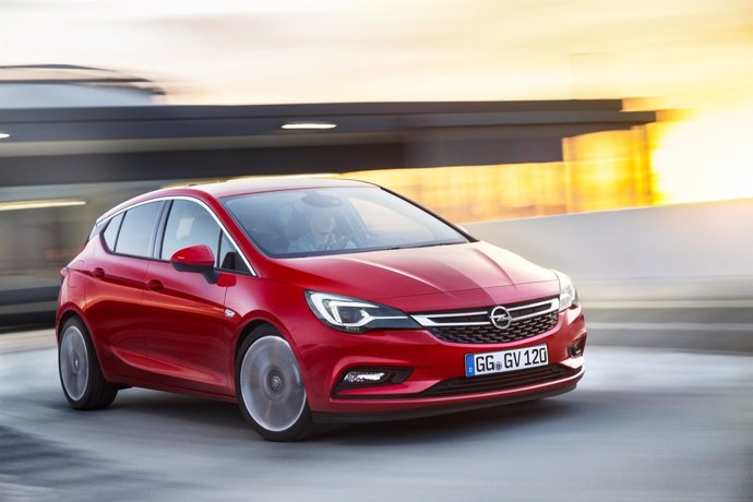 Nuevo Opel Astra, 'Coche del Año en Europa 2016'