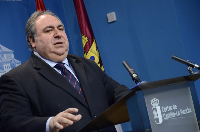 Vicente Tirado Presidente de las Cortes