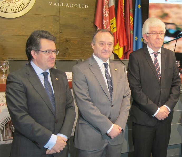 Alfonso Murillo (I), Daniel Miguel (centro) y José Ángel Hermida (D)