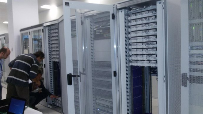 ENAIRE inicia la transición tecnológica de su red de datos