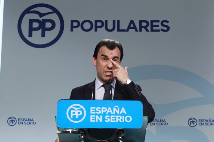 Fernando Martínez Maillo en la sede del PP