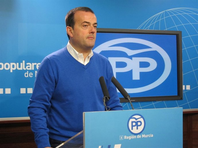 El portavoz del PP regional, Javier Iniesta