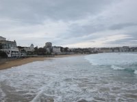 Las olas ya superan los cuatro metros de altura en Santander