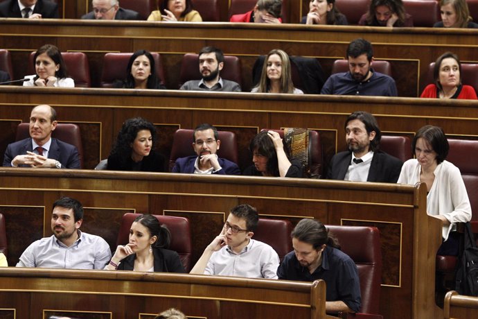 Pablo Iglesias en el grupo parlamentario de Podemos en el Congreso