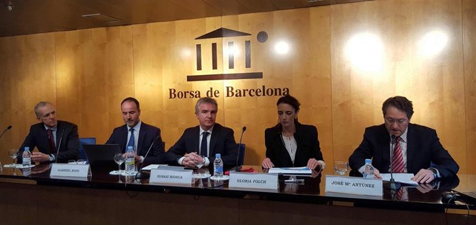 Gabriel Roig, Ignasi Biosca y Gloria Folch (en el centro)