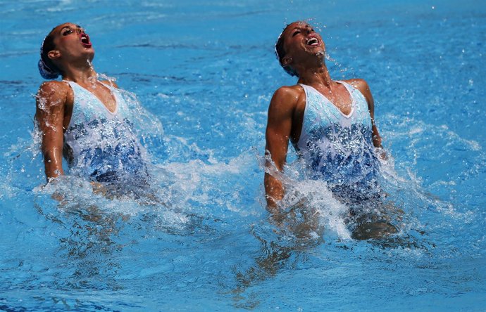 Gemma Mengual y Ona Carbonell en el preolímpico de natación sincronizada